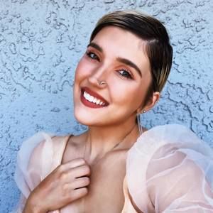 Meet your Posher, Blair